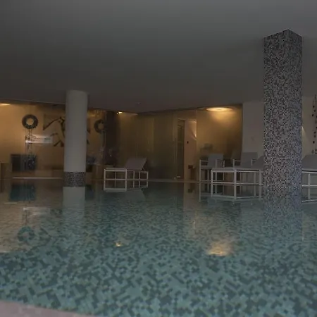 Hotel White Angel 4*