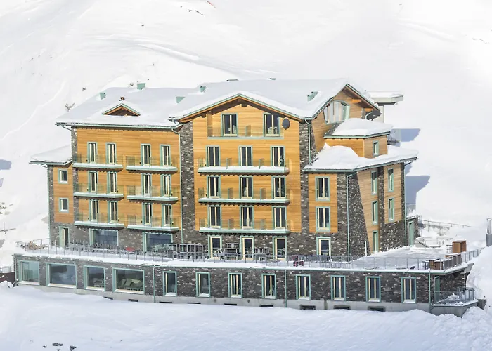 White Angel מלון