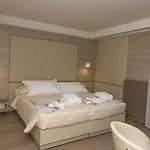 Готель White Angel 4*
