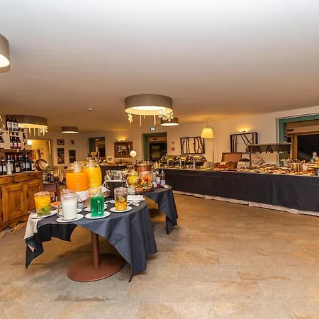 מלון White Angel 4*