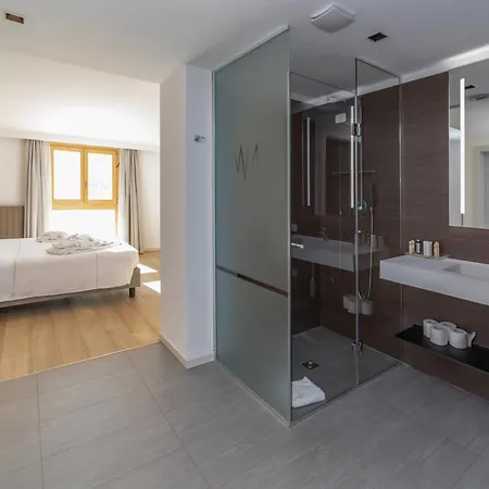 Hotel White Angel 4*