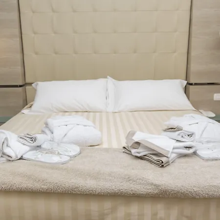 Готель White Angel 4*