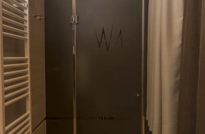 White Angel Hotell 4*