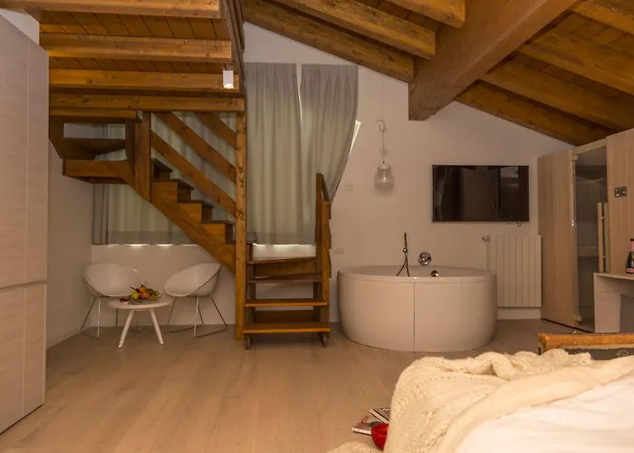 白色天使酒店 4*