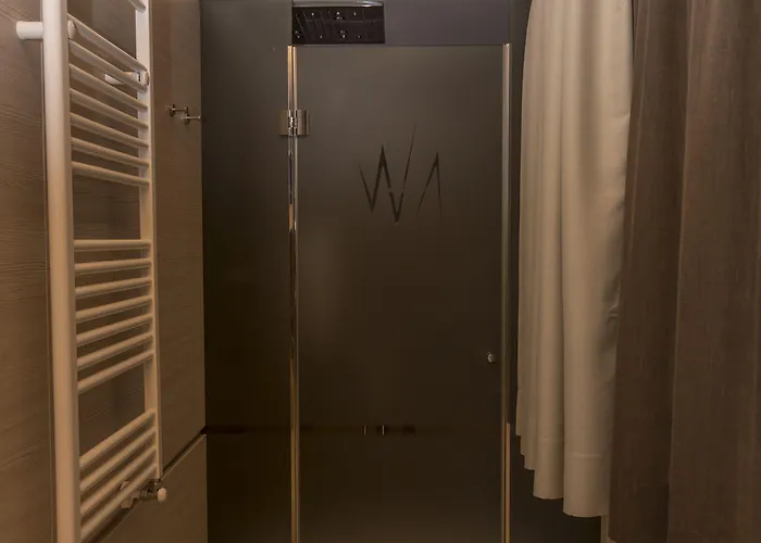 ホテル White Angel 4*